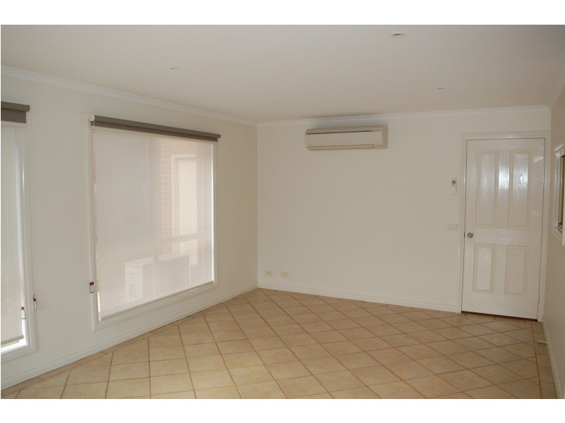 2/24 Mortlake Road, Warrnambool VIC 3280