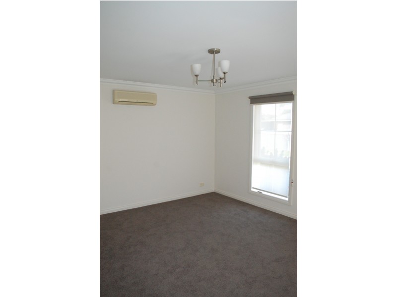 2/24 Mortlake Road, Warrnambool VIC 3280