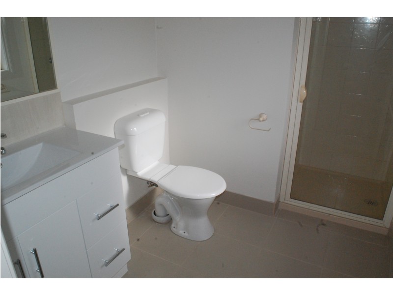 2/24 Mortlake Road, Warrnambool VIC 3280