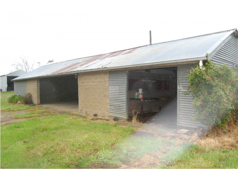 570 Timboon Terang Road, Ecklin South VIC 3265