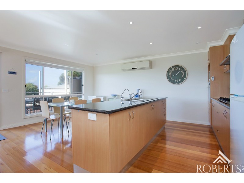 58 Merrett Street, Peterborough VIC 3270
