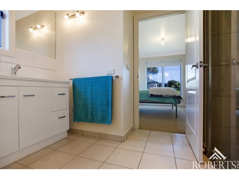 58 Merrett Street, Peterborough VIC 3270