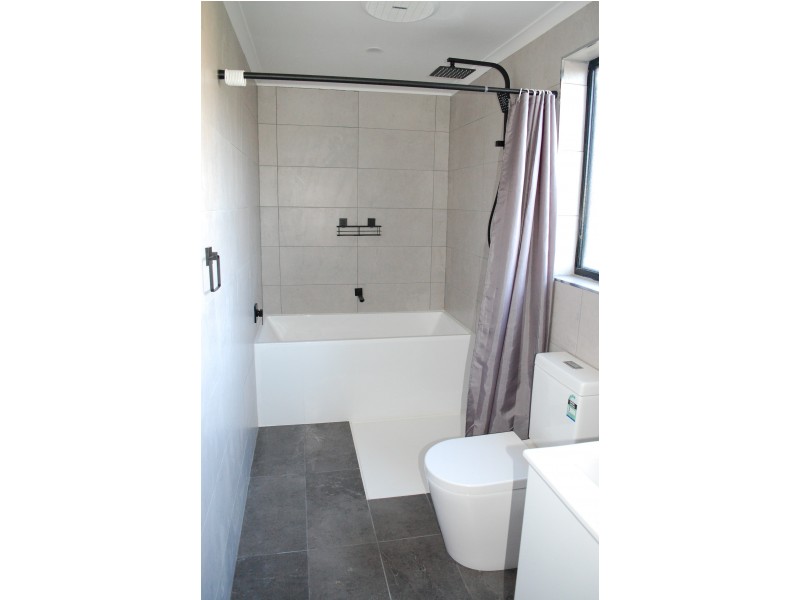 17 Bradley Street, Warrnambool VIC 3280