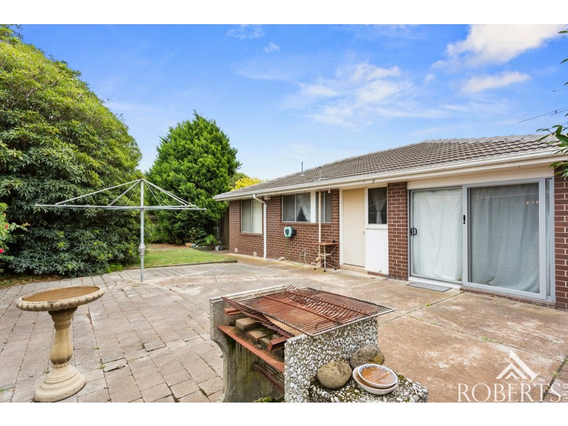 20 Woodlea Drive, Glen Waverley VIC 3150