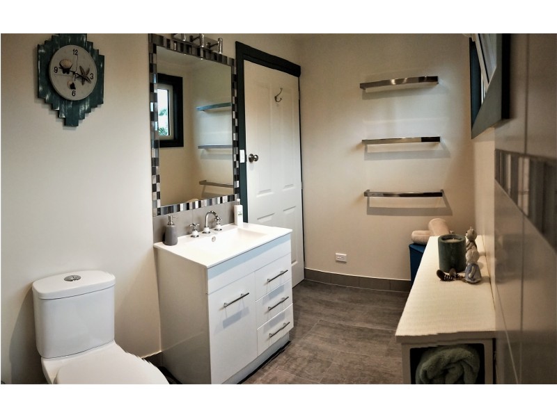 40 Station Street, Allansford VIC 3277