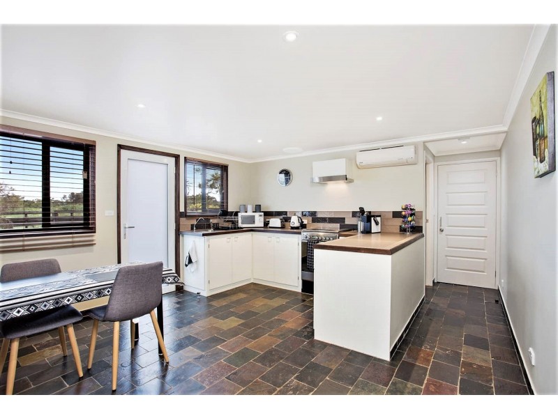 40 Station Street, Allansford VIC 3277