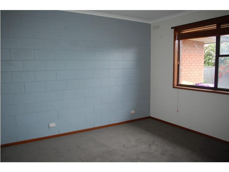 27 Anzac Avenue, Koroit VIC 3282