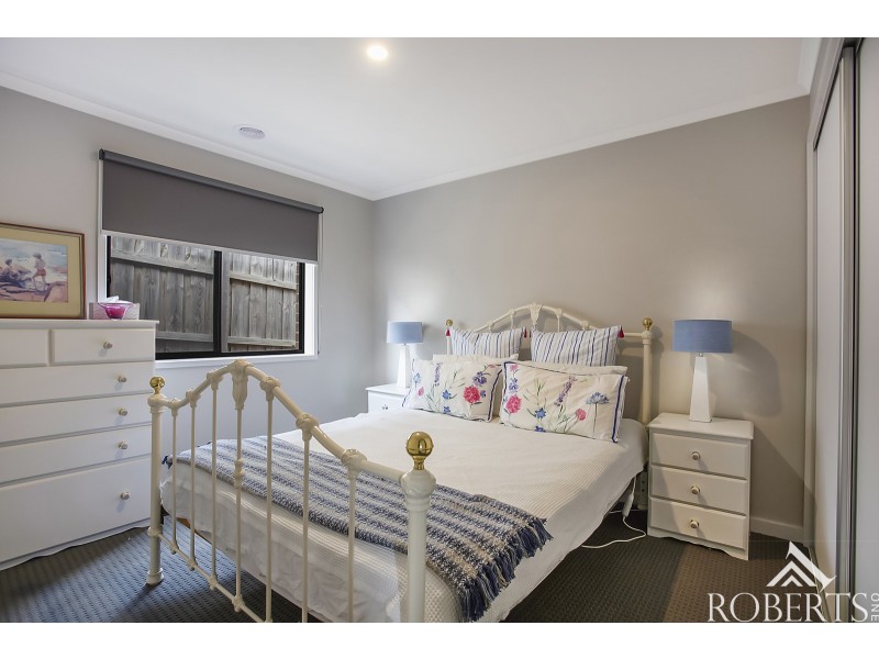 64 Dennington Rise, Dennington VIC 3280