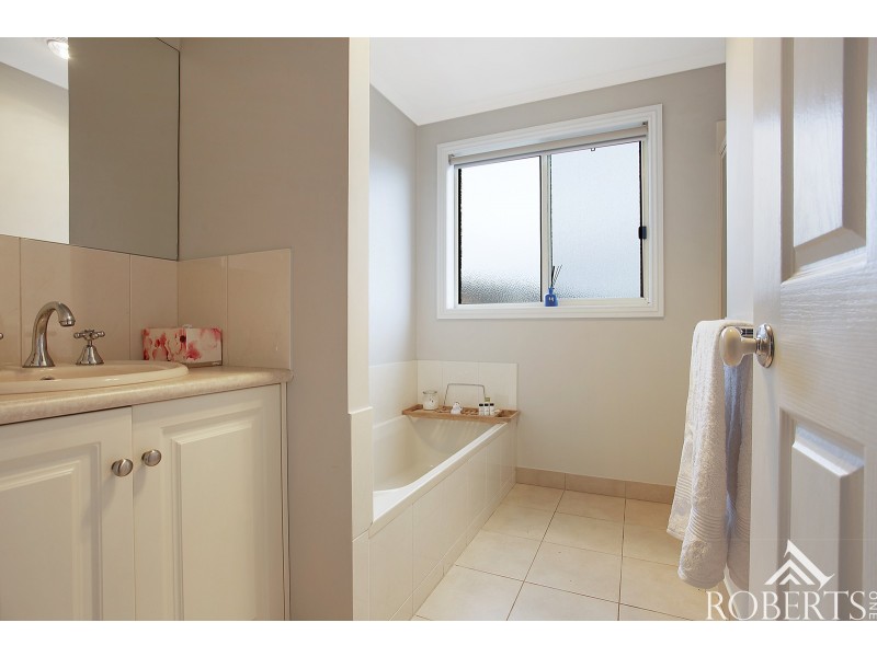 55 Adriana Crescent, Warrnambool VIC 3280