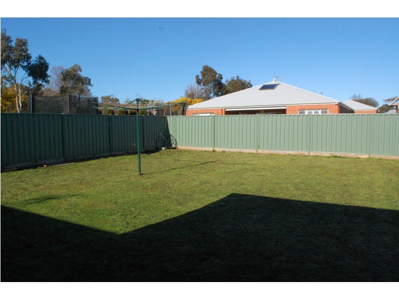 33 Channing Drive, Koroit VIC 3282