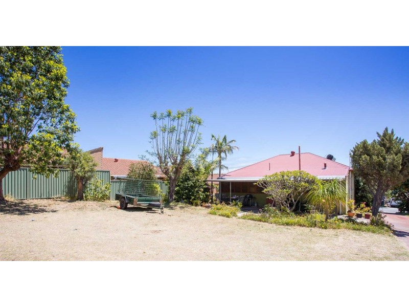 26 Foss Street, Palmyra WA 6157