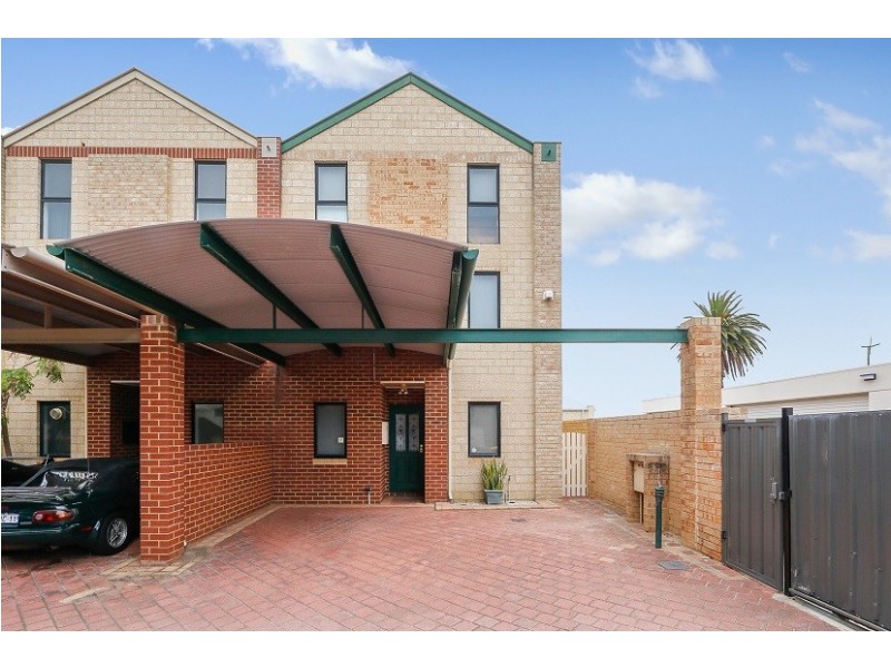 4/14 Boyd Crescent, Hamilton Hill WA 6163