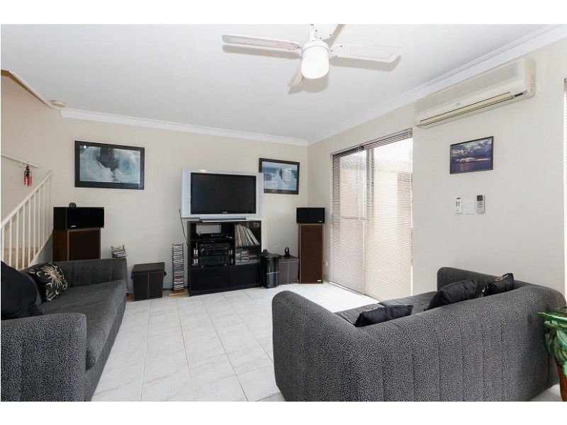 4/14 Boyd Crescent, Hamilton Hill WA 6163