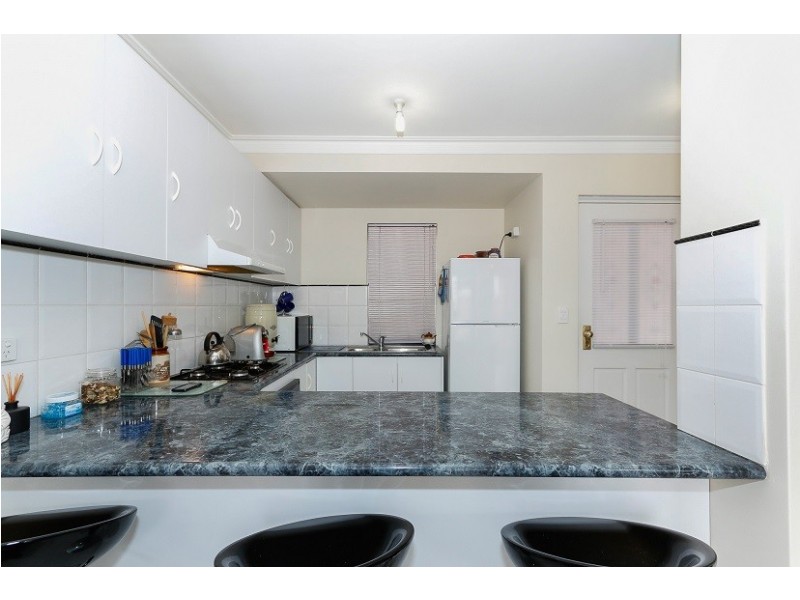 4/14 Boyd Crescent, Hamilton Hill WA 6163