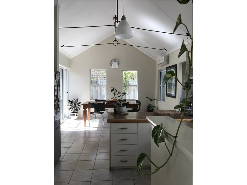 19 Wardie Street, South Fremantle WA 6162