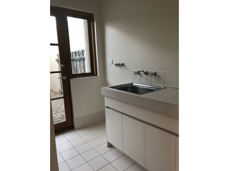 19 Wardie Street, South Fremantle WA 6162