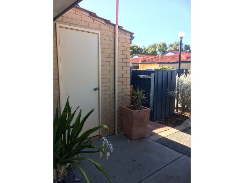 43/4 Bellion Drive, Hamilton Hill WA 6163