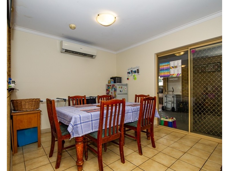 220A Carrington Street, Hilton WA 6163
