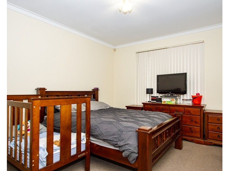 220A Carrington Street, Hilton WA 6163