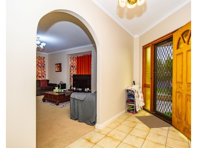 220B Carrington Street, Hilton WA 6163