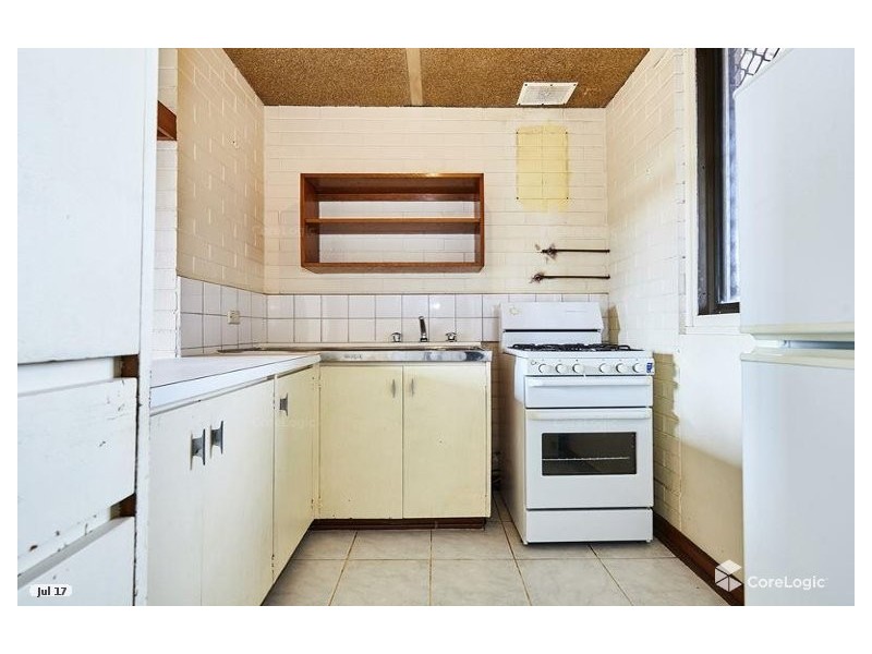 221 Clontarf Road, Beaconsfield WA 6162