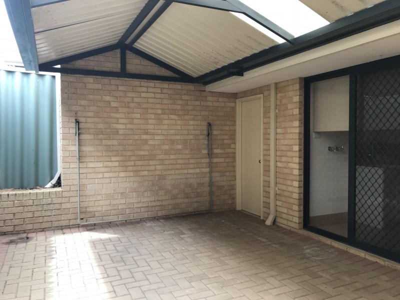 2/23 Glendower Way, Spearwood WA 6163