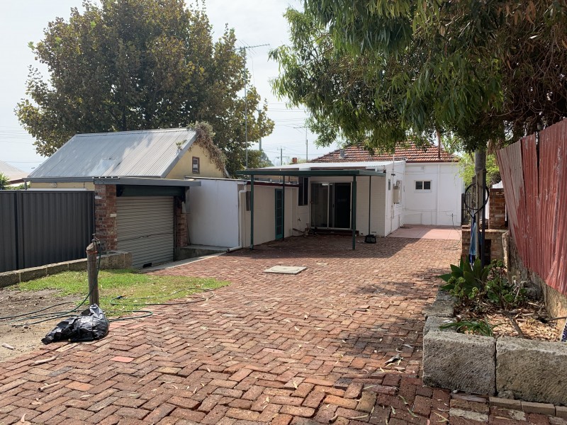 51 South Street, South Fremantle WA 6162