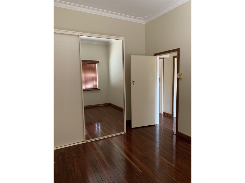 51 South Street, South Fremantle WA 6162