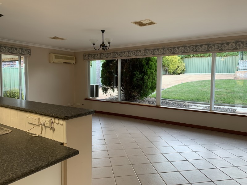 5 Ellement Parade, Coogee WA 6166