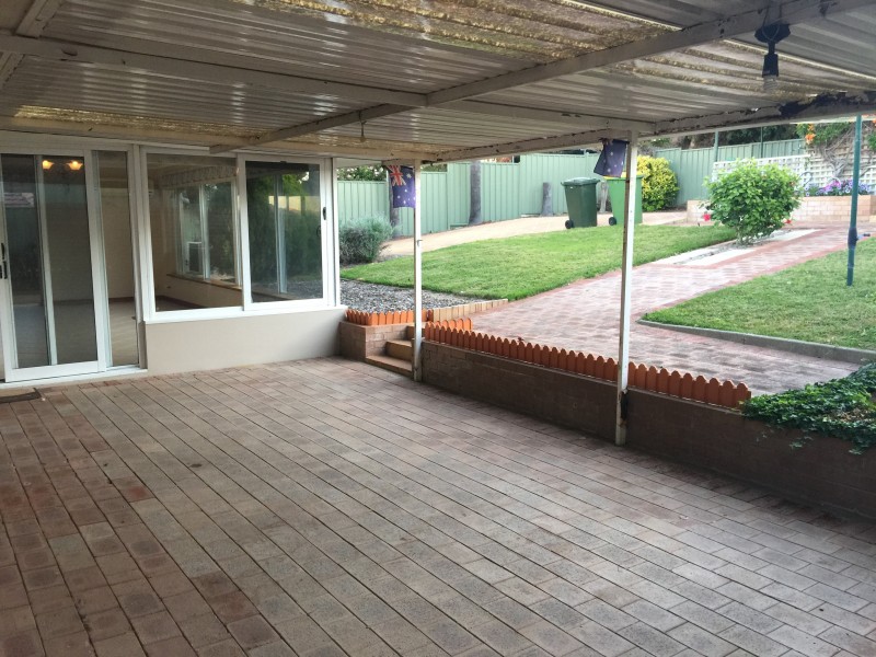 5 Ellement Parade, Coogee WA 6166