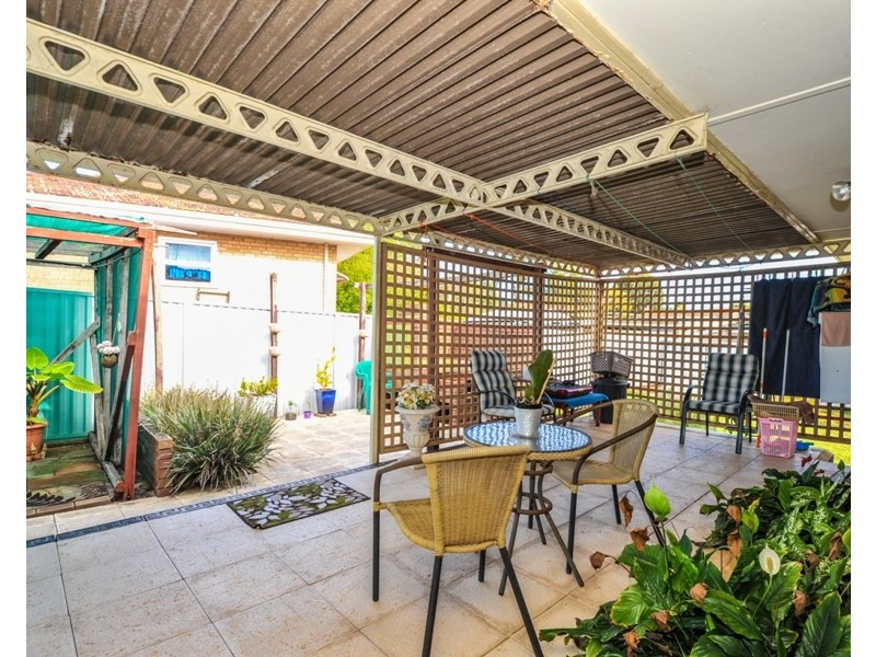 21 Dodd Street, Hamilton Hill WA 6163