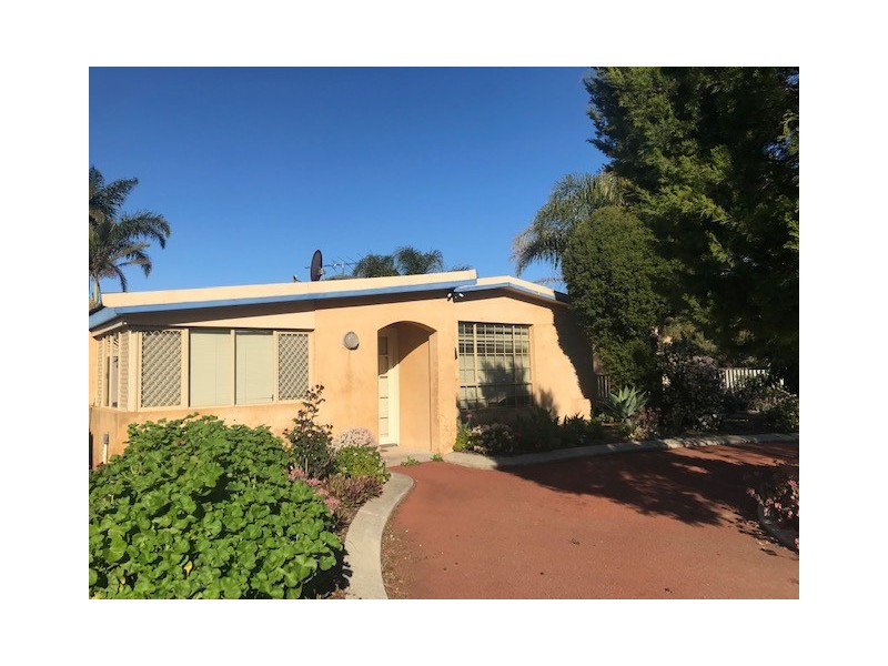 78 Redmond Road, Hamilton Hill WA 6163