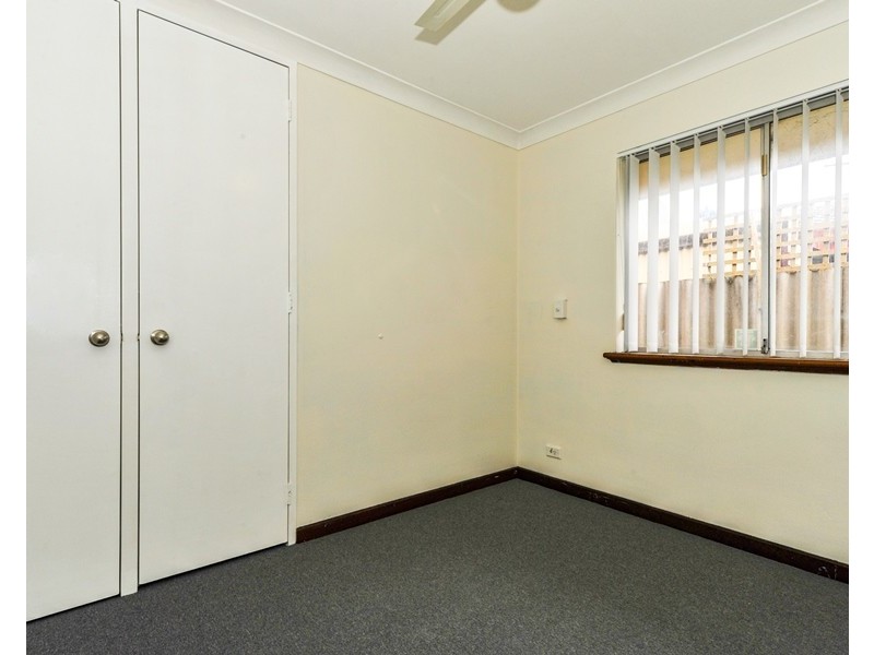 20 Breaden Drive, Cooloongup WA 6168