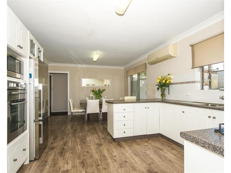 22 Pilgrim Way, Hamilton Hill WA 6163