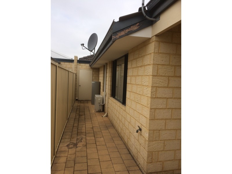 11/31 Barfield Road, Hammond Park WA 6164