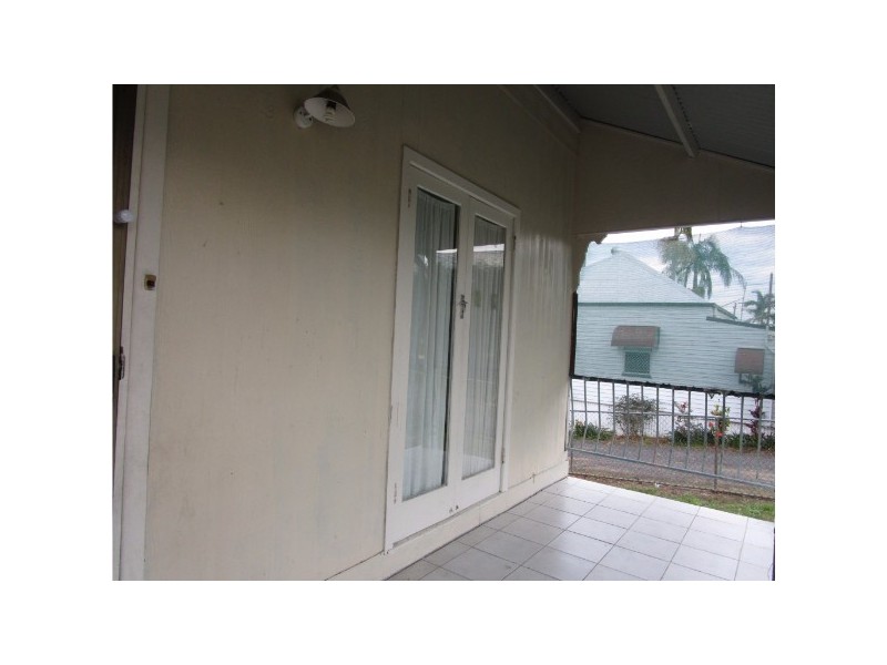 4 William Street, Bundamba QLD 4304