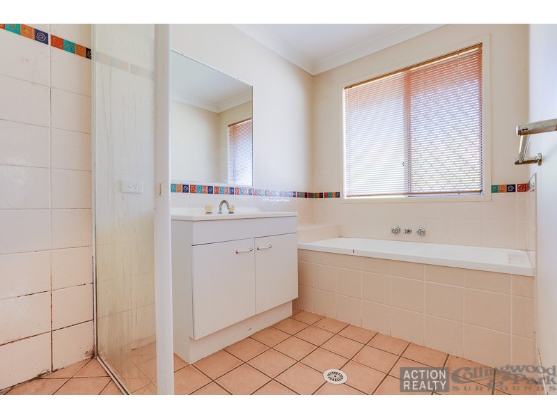7 Bombala Court, Collingwood Park QLD 4301