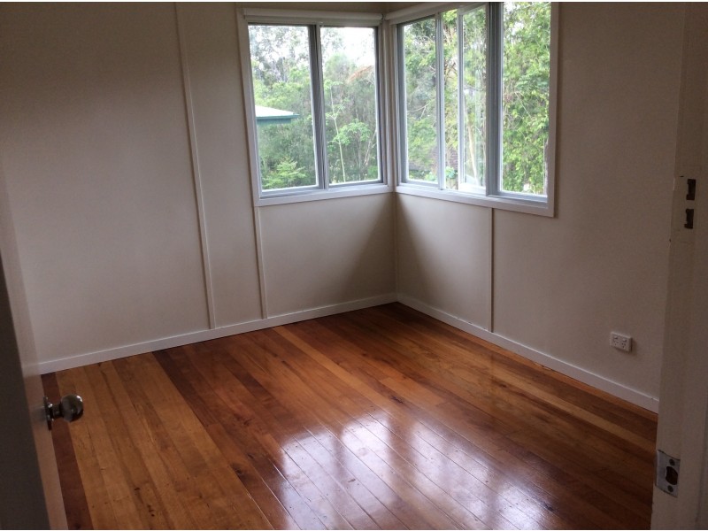 32 NEWMAN STREET, Gailes QLD 4300