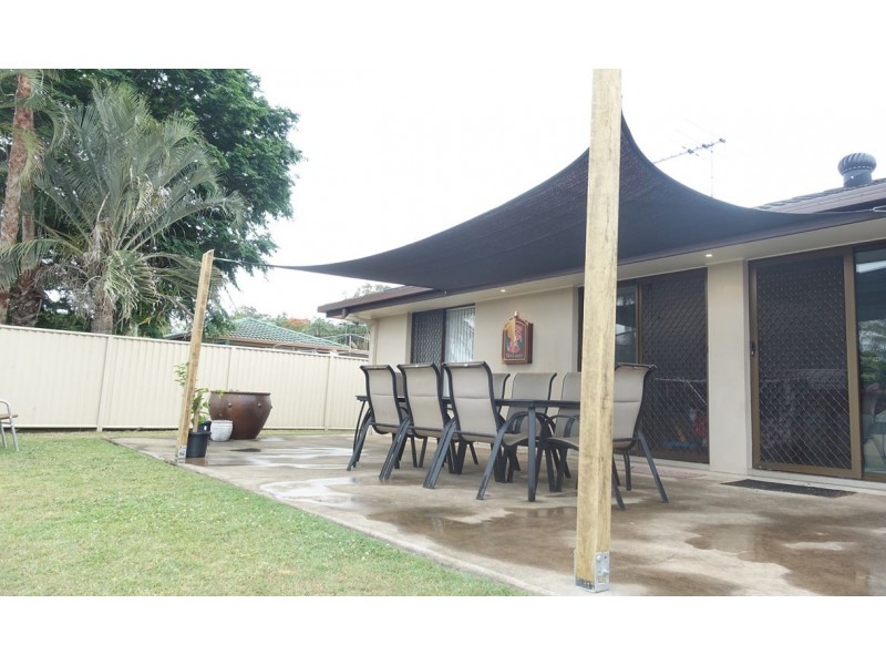 20 Carissa Court, Camira QLD 4300