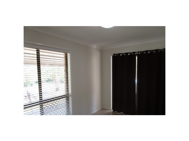 11 Manning Court, Collingwood Park QLD 4301