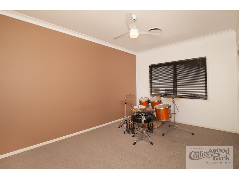 26 HEATHWOOD PLACE, Collingwood Park QLD 4301