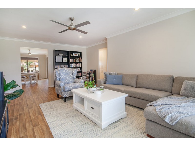 8 Scullin Street, Collingwood Park QLD 4301