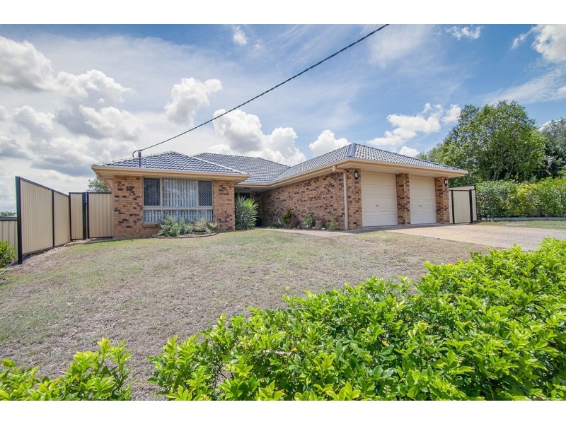 8 Scullin Street, Collingwood Park QLD 4301
