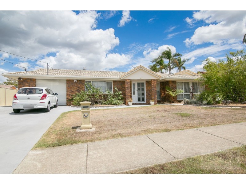 39 Paul Tully Avenue, Collingwood Park QLD 4301