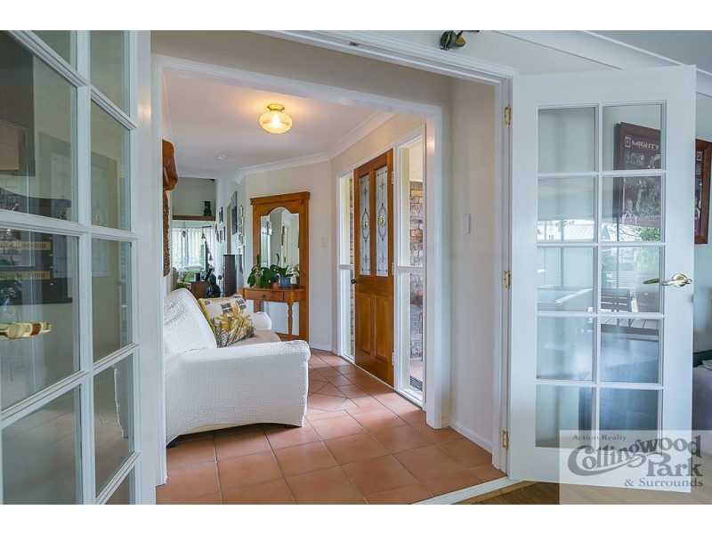 716 Riverside Drive, Pine Mountain QLD 4306