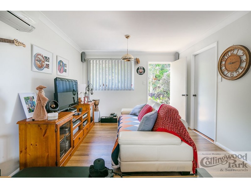 716 Riverside Drive, Pine Mountain QLD 4306
