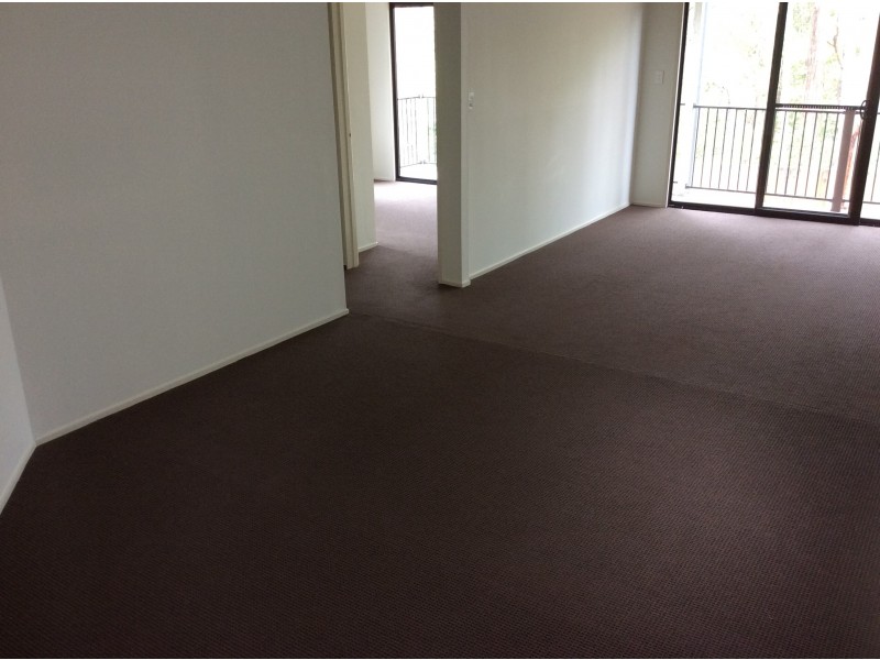 7 Heathwood Place, Collingwood Park QLD 4301