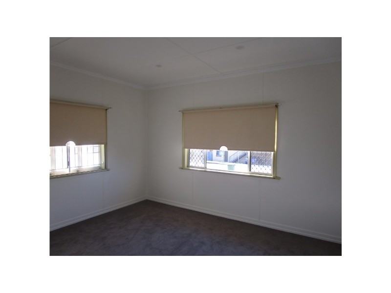 44 Nimmo, Booval QLD 4304