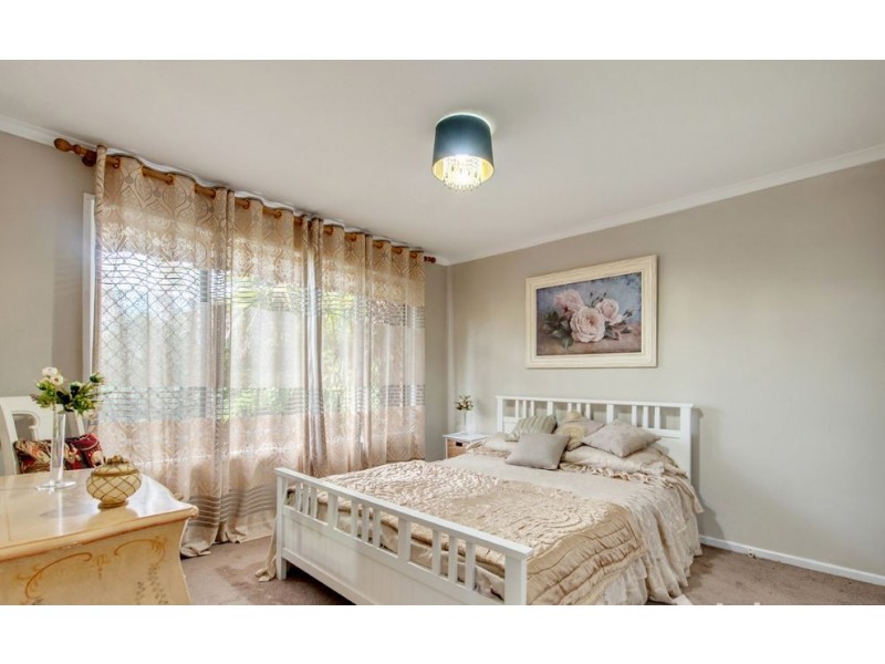 27 DARGIE AVENUE, Collingwood Park QLD 4301