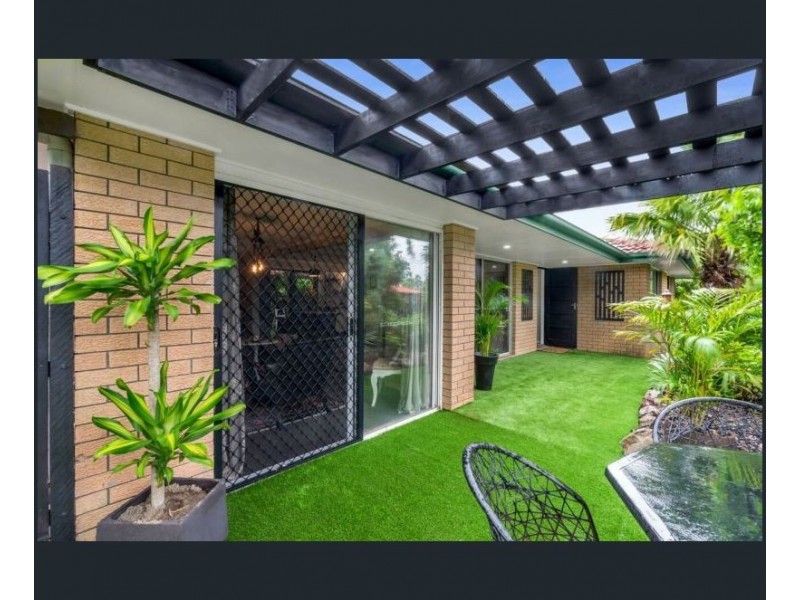 27 DARGIE AVENUE, Collingwood Park QLD 4301